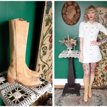 1970s Boots // Tall Light Tan Suede Boots // vintage 70s knee high boots // 8M 