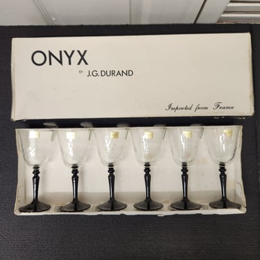 Luninarc 'Onyx' Black Stemmed Wine Glasses (Set of 6 in Box)