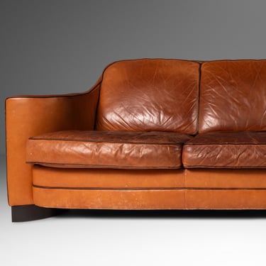 Art Deco Mid-Century Modern Three-Seater Sofa with Sculptural Arms in Patinaed Leather, USA, c. 1970s 