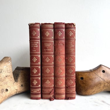 Set of 4 Antique Books Fine Editions Press Two Years Before the Mast Twelve Lives Plutarch Roxana Benvenuto Cellini Red Antique Books 1950s 