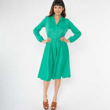 Vintage 70s Midi Dress Green Shirtdress Button Up Day High Elastic Waist Retro Collared Plain Simple Long Sleeve 1970s Small Medium S M 