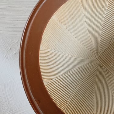Vintage Wabi Sabi, Natural Tone Tan Brown Bowl Artisan Made, Catchall, Storage Organize Serving Centerpiece Vintage Pottery Ceramics 