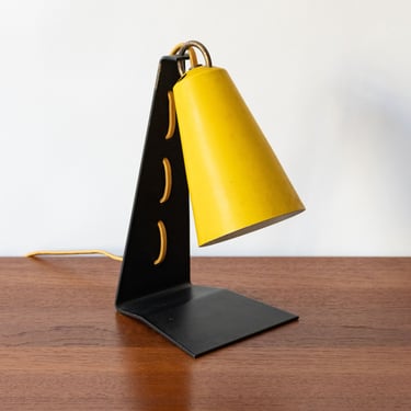 Kalmar Adjustable Desk Lamp
