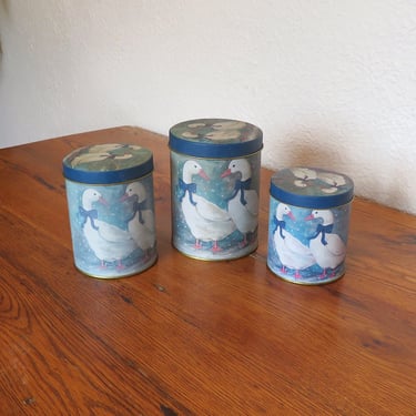 Vintage Country Goose Metal Nesting Graduated Canister Set of 3 1980's 