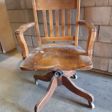 Vintage Banker's Chair 24 X 18 X 35.25