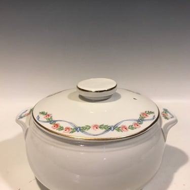1950's Hall Wildfire Casserole w/Lid Pink Roses Blue Ribbons with Gold Trim, mcm cookware, cottage core kitchen decor, stoneware decor 