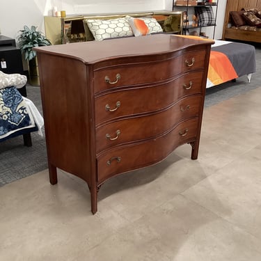 Vintage 4 Drawer Dresser