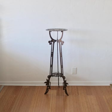 Art Nouveau French Style Cast Iron Jardinière Plant Stand 