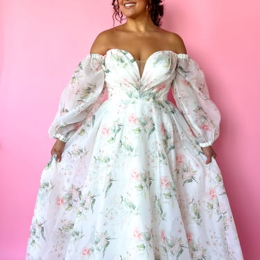 Fairytale Floral Puff-Sleeve Wedding Dress, sz. XL