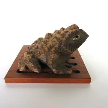 Vintage Cryptomeria Frog Figurine, Hand Carved Cedar Wooden Toad, Japanese Folk Art 