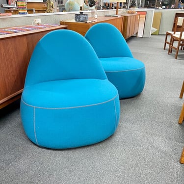 Mitt Lounge Chair in Teal