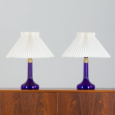 Pair of deep blue table lamps by  Holmegaard for Le Klint, Denmark 1970s 