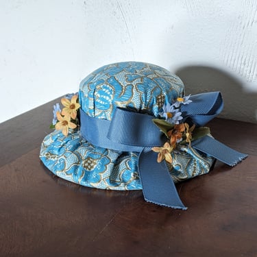 Vintage Blue Floral Fabric Ladie's Hat Pincushion 