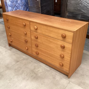 8-Drawer Lowboy