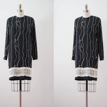 black white abstract mini dress | 80s 90s vintage Liz Claiborne mod modern pop art abstract squiggle long sleeve shift dress 