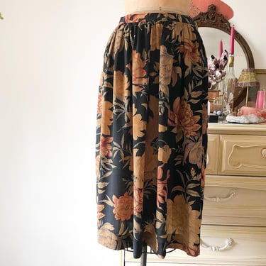 Vintage ‘80s floral print skirt, Silk Studio by Claude Bennet | gorgeous Fall colorway, moody floral skirt, S/M 