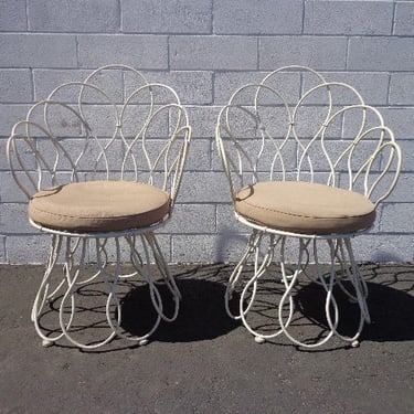 Pair of Patio Chairs Metal Mid Century Modern Furniture Hollywood Regency Outdoor Balcony Porch Poolside Seating Vintage Furniture 