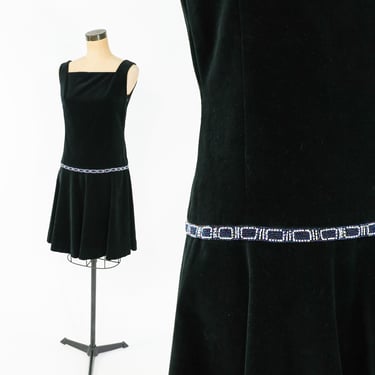 1960s Black Velvet Drop Waist Dress | 60s Black Cotton Velvet Shift | Twiggy | Schade Kleidung | Small 