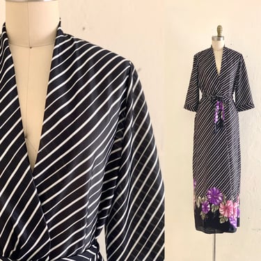 vintage 70's black floral strtiped maxi robe // lounge robe 
