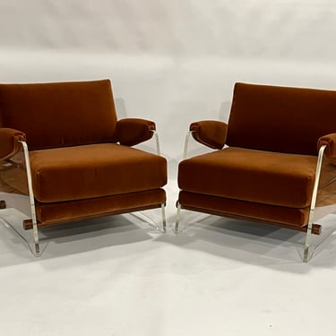 Pair of Lucite Lounge Chairs in Rust Mohair