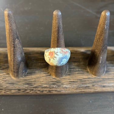 Costume Floral Print Ring