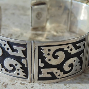 Vintage Mexican Modernist Sterling Silver Curved Panel Hinged Bracelet 