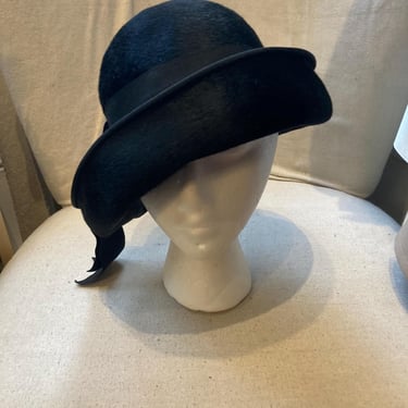1990s Laura Ashley Black Wool Cloche Hat - | Veracious  display picture 2