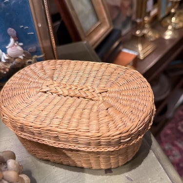 Sweetgrass basket