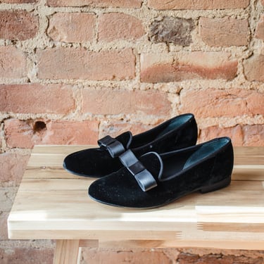 black velvet loafers | 90s y2k vintage Zalo almond toe big bow slip on smoking loafers velvet flats size 9 