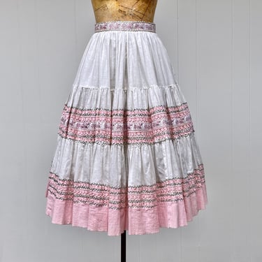 Vintage 1950s Patio Skirt, White Tiered Cotton with Pink/Silver Trim Circle Rockabilly Skirt, Southwestern Peasant Skirt, Small 25" Waist 