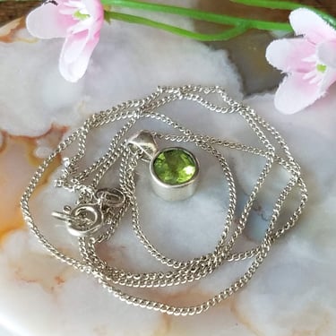 Green Peridot Pendant Necklace~Sterling Silver 925~Vintage Gemstone Pendant~Green Gemstone 