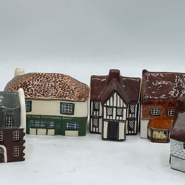 Miniature  Collection of (5) Suffolk Cottages- Great Condition- Vintage 