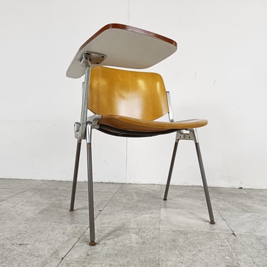 Vintage DSC 106 chair by Giancarlo Piretti for Castelli with folding table, 1970s 