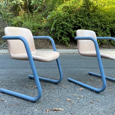 Mid-Century 1970s Kinetics Blue 100/300 Chairs Designed by Salmon & Hamilton 