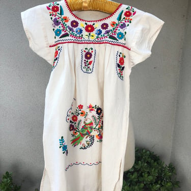 Vintage Mexican folk art hand embroidered dress off white bird theme Little Girl size 5/6 100% cotton 