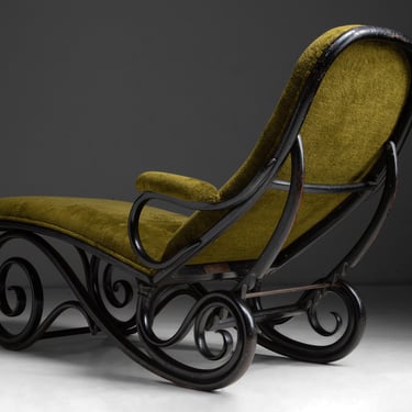 Reclining Daybed by Thonet in Cotton Blend by Pierre Frey