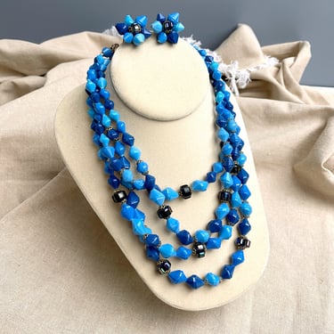 Blue plastic beaded necklace and earrings - 1960s vintage 