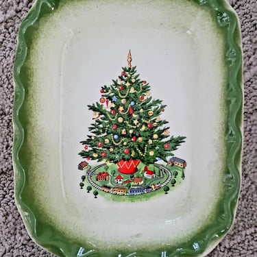 Christmas candy dish vintage Holiday decorations 1985 Christmas Tree theme dishes 