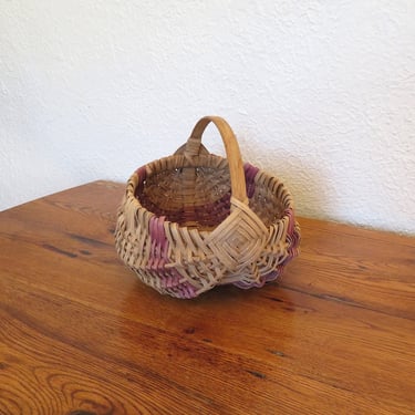 Vintage Splint Oak Basket God's Eye Egg Gathering Purple Accent Bent Wood Handle 