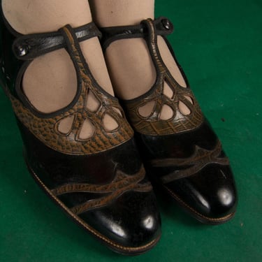 1920s Shoes -  Size 6.5 7 - Unique Deadstock Vintage 20s Patent Leather and Printed Faux Snakeskin Mary Jane Two Tone T-Strap Shoes 