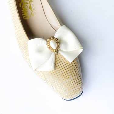 1960s White Ribbon Shoe Clips | 60s White Bow Shoe Buckles | BLUETTE 