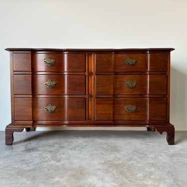 Vintage Six - Drawers Solid Mahogany Dresser by Century Furniture 