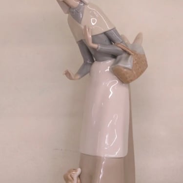Lladro Spain Shepherdess with Puppy Dog Glazed Porcelain Figurine 3191B
