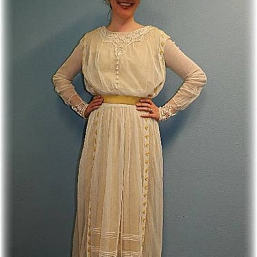 Antique Victorian Edwardian Downton Abbey style, garden party dress, vintage wedding dress 