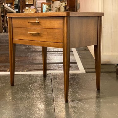 Broyhill Saga Walnut Nightstand, Circa 1960s - *Please ask for a shipping quote before you buy. 