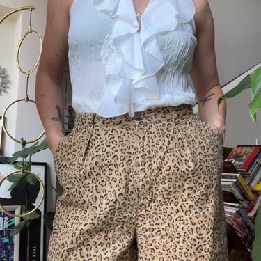 VTG 90s Leopard Print Shorts 