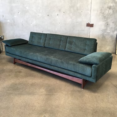 Mid Century Modern Adrian Pearsall For Craft Associations Gondola Sofa