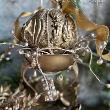 Old World Christmas French Country Ornament ~ Glam Pearl Ornament ~ Rustic Glam ~ Metallic Holiday Decor ~ Table Setting ~ Mantle Décor ~ 