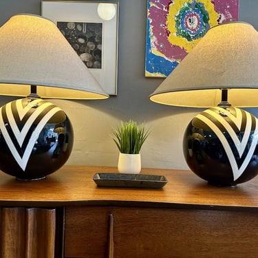 Large Pair of 1980s Black &#038; White Graphic Table Lamps