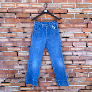 vintage 70s blue wide leg light wash jeans / 26